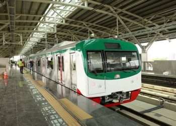 মেট্রোরেলের টিকিটে ভ্যাট বসবে কিনা ধোঁয়াশা