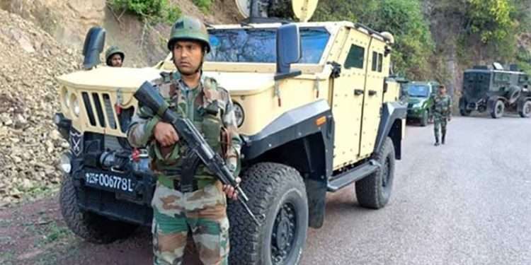 কাশ্মিরে হামলায় ভারতীয় ৪ সেনা কর্মকর্তা নিহত