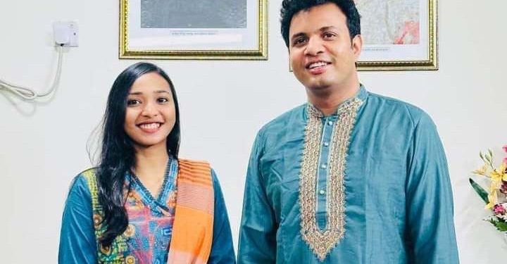 টেনে-হিঁচড়ে ছাত্রলীগের হল সভাপতিকে বের করে দিলেন শিক্ষার্থীরা