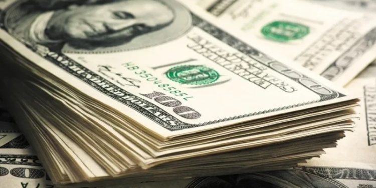 ডলারের দাম নিয়ন্ত্রণে কঠোর নজরদারির সিদ্ধান্ত