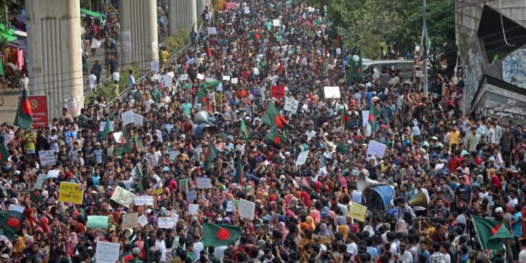 বৈষম্যবিরোধী ছাত্র আন্দোলনের আজ ‘লং মার্চ টু ঢাকা’