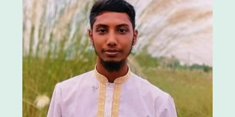 বৈদ্যুতিক তারে স্পৃষ্ট হয়ে হাত হারাতে বসেছেন মাদরাসাছাত্র তাসনিম