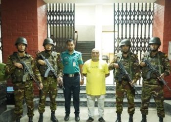 একাধিক মামলার আসামি টুটুল খেয়াঘাট থেকে আটক