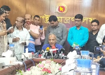 আগামী জানুয়ারি মাসে বিশ্ব ইজতেমা অনুষ্ঠিত হতে পারে বলে জানিয়েছেন স্বরাষ্ট্র উপদেষ্টা