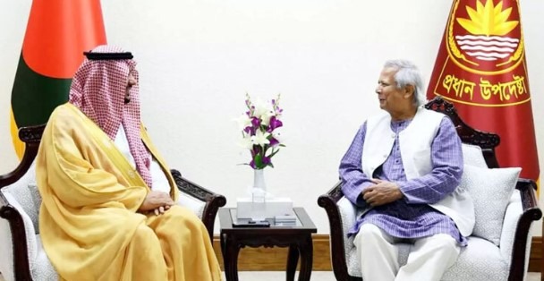 প্রধান উপদেষ্টা ড. ইউনূসের সঙ্গে সৌদি রাষ্ট্রদূতের সাক্ষাৎ
