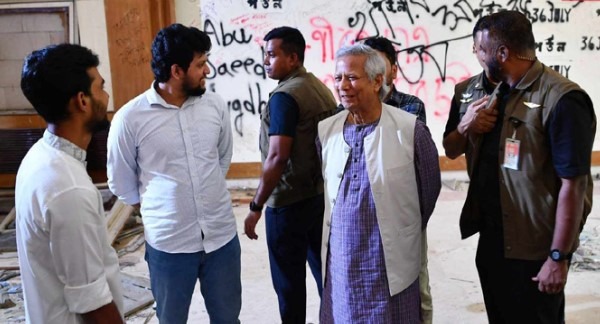 গণভবন জাদুঘর পরিদর্শন প্রধান উপদেষ্টার, আয়নাঘরের প্রতিরূপ নির্মাণের পরামর্শ