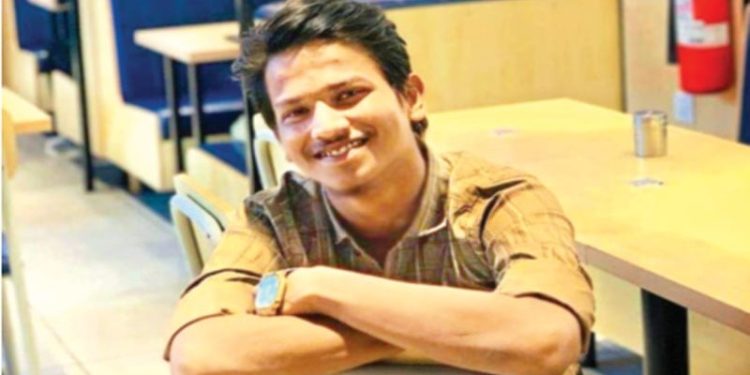 আর কোনো ফাগুনে ফিরবেন না কাউসার