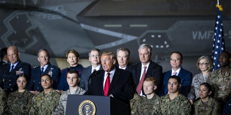 ট্রাম্পের ‘বিতর্কিত’ সিদ্ধান্ত কীভাবে সামলাবে পেন্টাগন?