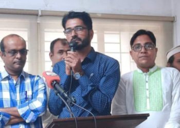 একজন “সাহসের ফেরিওয়ালা” মোহাম্মদ মাসুদ