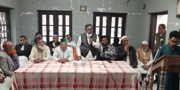 কোটচাঁদপুরে বাস মালিক সমিতির সাথে বৈষম্য বিরোধী ছাত্র আন্দোলনের মতবিনিয়