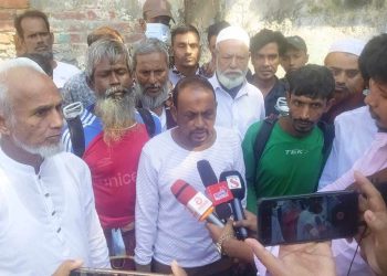 টঙ্গীতে ৪৯নং ওয়ার্ড বিএনপির উদ্যোগে ডেঙ্গু প্রতিরোধে মশক নিধন কর্মসূচি