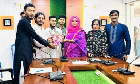 কালীগঞ্জে বৈষম্যবিরোধী ছাত্রদের সাথে ইউএনও’র মত বিনিময়