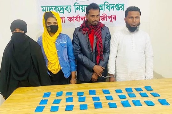 গাজীপুরে ৬ হাজার পিস ইয়াবাসহ চার মাদক কারবারি গ্রেপ্তার