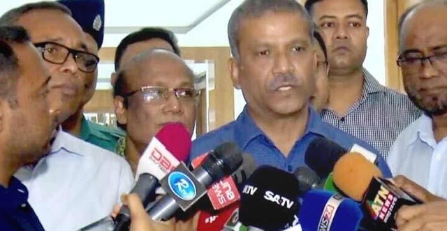 শেখ হাসিনাসহ পলাতকদের ফেরাতে ইন্টারপোলের সহায়তা নেওয়া হচ্ছে: আইন উপদেষ্টা