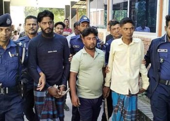 কুষ্টিয়ায় মা-ছেলেকে হত্যার রায়; তিন আসামীর মৃত্যুদণ্ড