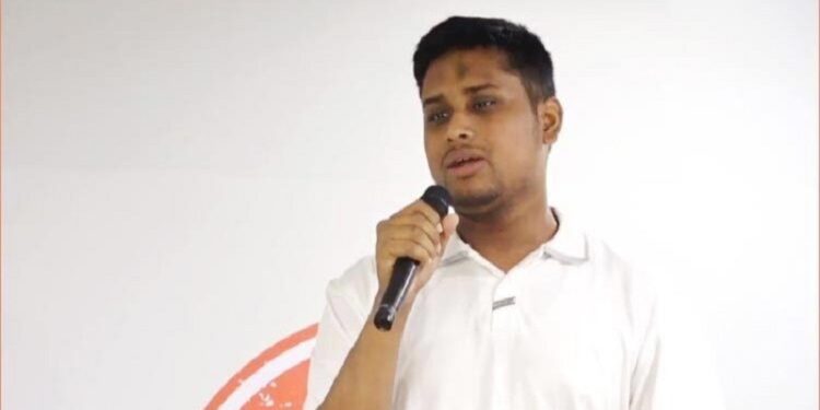 বিপ্লবীদের ফাঁসির দড়ি এগিয়ে আসছে: হাসনাত