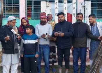 নাটোরের চলনবিলে উদ্ধারকৃত ১১টি শালিক পাখি অবমুক্ত