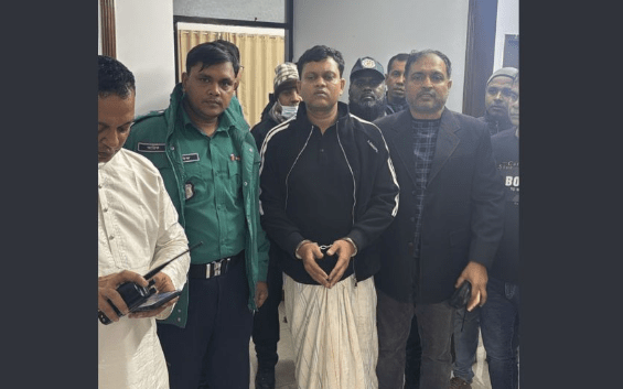 সাবেক মেয়র জাহাঙ্গীরের ‘ক্যাশিয়ার’ রুহুল আটক