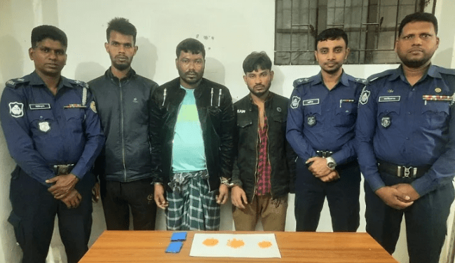 পটুয়াখালীতে ইয়াবাসহ ৩ মাদক কারবারি গ্রেপ্তার