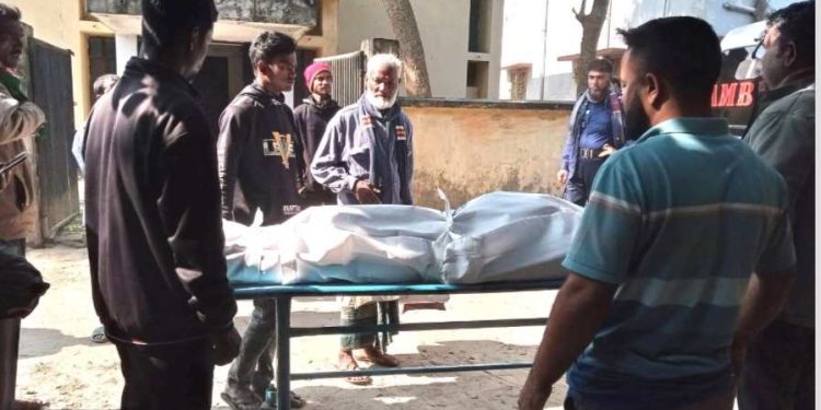 দামুড়হুদায় শ্বশুরের উপর অভিমান করে ১ সন্তানের মা’র মৃত্যু