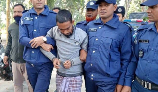 নাটোরে মহাশ্মশানে চুরি করতে দেখে ফেলায় তরুন দাসকে খুন-অভিযুক্ত সবুজকে চট্টগ্রাম থেকে গ্রেফতার