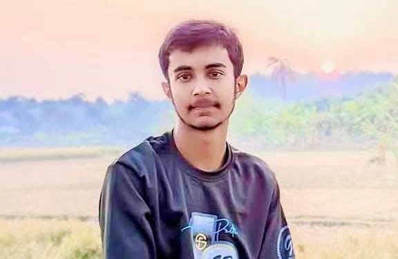 নাটোরে থার্টিফাস্ট পালনের সময় ছাদ থেকে পড়ে স্কুল ছাত্রের মৃত্যু