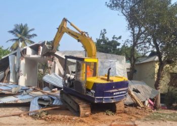 গাজীপুরে ৪ একর বনভূমি পুনরুদ্ধার, টাঙ্গাইলে ৭ অবৈধ ইটভাটা উচ্ছেদ