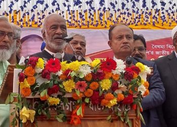 গণতন্ত্র প্রতিষ্ঠায় দ্রুত নির্বাচন দেওয়ার তাগিদ মঈন খানের