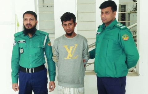 টঙ্গীতে ছয় মামলার আসামি টিকটক সজল গ্রেপ্তার, অস্ত্র উদ্ধার