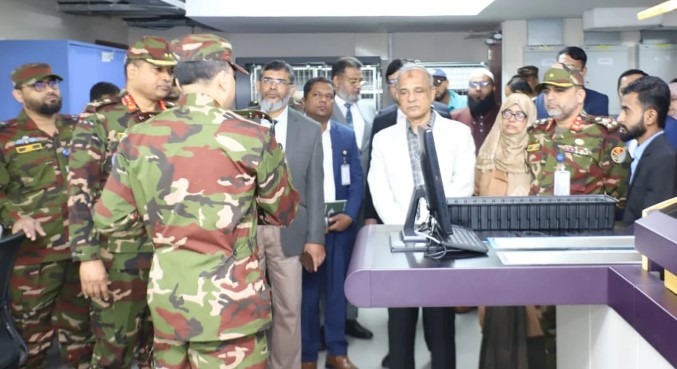 চলতি বছরের ডিসেম্বরের মধ্যে ই-পাসপোর্ট চালু হবে: স্বরাষ্ট্র উপদেষ্টা