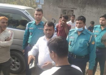 টঙ্গীতে অবৈধ পলিথিন কারখানা সিলগালা, দুই লক্ষ টাকা জরিমানা