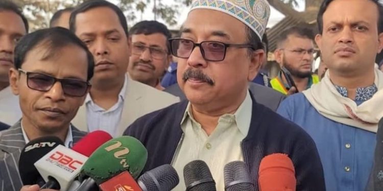 ঢাকা বিভাগীয় কমিশনার বিশ^ ইজতেমা মাঠ পরিদর্শ