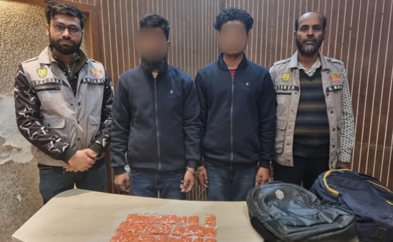 গুলশানে ৫২০০ পিস ইয়াবাসহ গ্রেপ্তার দুই