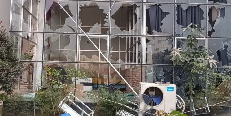 গাজীপুরের কালিয়াকৈরে কারখানায় হামলা ভাঙচুর, দুই শ্রমিক আহত