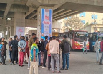 টঙ্গীতে ছিনতাই বন্ধের দাবি মহাসড় অবরোধ করে বিক্ষোভ