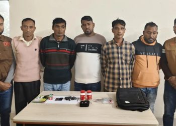 আশুলিয়ায় অজ্ঞানপার্টির ৫ সদস্য গ্রেফতার