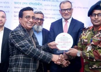 সম্পর্ক নয়, যোগ্যতার ভিত্তিতে সিদ্ধান্ত নেবে সরকার: বাণিজ্য উপদেষ্টা