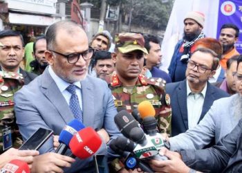 টিসিবির কার্যক্রম পরিচালিত হবে স্মার্ট ফ্যামিলি কার্ডের মাধ্যমে: বাণিজ্য উপদেষ্টা