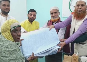 কাশিমপুরে মর্নিং স্পোর্টস ক্লাবের উদ্যোগে শীতার্তদের মাঝে শীতবস্ত্র বিতরণ