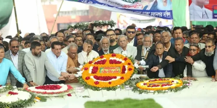 জিয়াউর রহমানের মাজারে বিএনপি নেতাকর্মীদের শ্রদ্ধাঞ্জলি