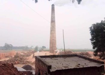 দামুড়হুদায় প্রায় সকল ইটের ভাটায় অবৈধ; নিরব দর্শকের ভূমিকায় কর্তৃপক্ষ ?