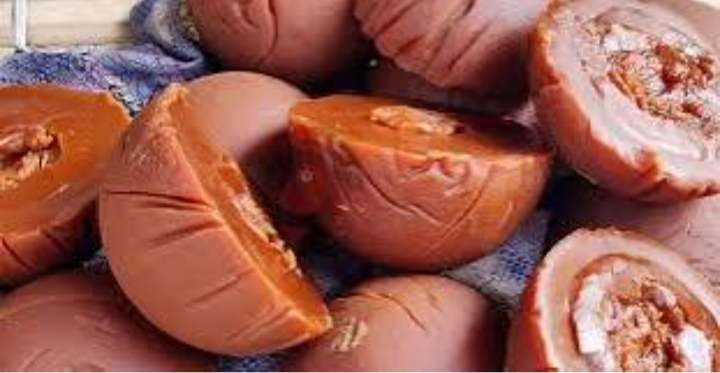 চিনি ও রাসায়নিকের ভেজালে খেজুর গুড়-স্বাস্থ্যঝুঁকিতে সাধারণ মানুষ