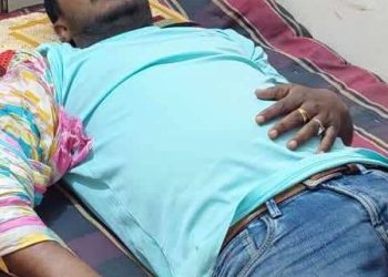 নাটোর জেলা পরিষদের সাবেক প্যানেল চেয়ারম্যান সোহাগকে পিটিয়ে জখম