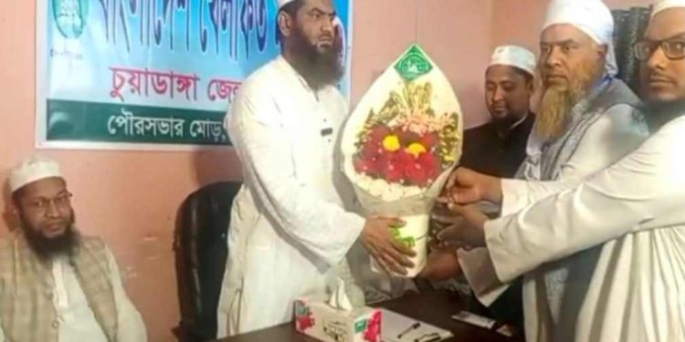 চুয়াডাঙ্গা খেলাফত মজলিসের জেলা কার্যালয় উদ্বোধন করলেন মহাসচিব মাওলানা মামুনুল হক