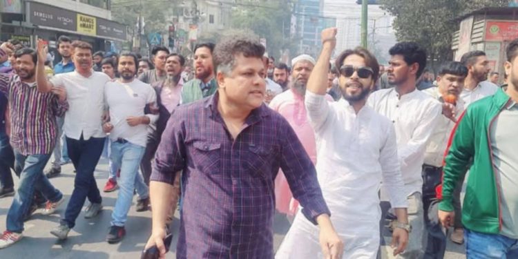 গাছা থানা বিএনপির সাধারণ সম্পাদক কামাল উদ্দিন বহিস্কার হওয়ায় হতাশায় স্থানীয় নেতাকর্মীরা