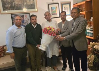 গাজীপুর বিএনপির পক্ষ থেকে মহাসচিবকে ফুলেল শুভেচ্ছা