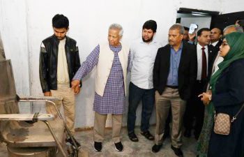 দেশি-বিদেশি গণমাধ্যম নিয়ে ‘আয়নাঘর’ পরিদর্শনে প্রধান উপদেষ্টা