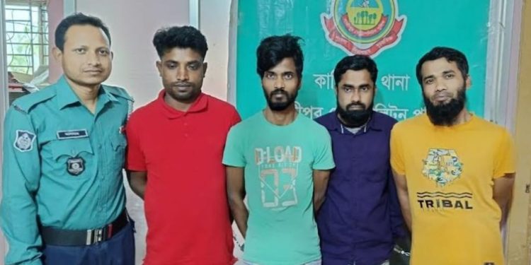 কাশিমপুরে ইয়াবা ট্যাবলেটসহ ৪ মাদক কারবারি আটক