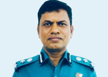 গাজীপুর মহানগর পুলিশের সাবেক কমিশনার মোল‍্যা নজরুল ইসলাম পাঁচ দিনের রিমান্ড