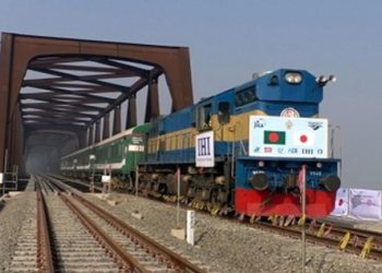 যমুনা রেল সেতু দিয়ে যাত্রীবাহী ট্রেন চলাচল শুরু